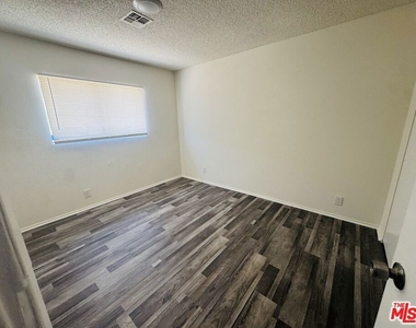 45119 Beech Avenue - Photo Thumbnail 2