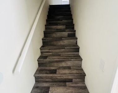 45119 Beech Avenue - Photo Thumbnail 7