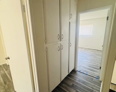 45119 Beech Avenue - Photo Thumbnail 5