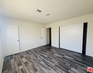 45119 Beech Avenue - Photo Thumbnail 3