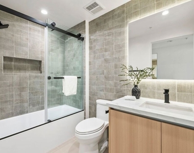 1414 1/2 S Beverly Dr - Photo Thumbnail 1