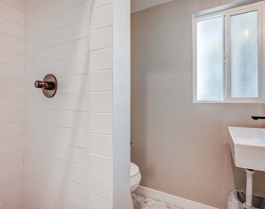 146 Witmer Street - Photo Thumbnail 45