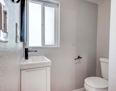 146 Witmer Street - Photo Thumbnail 34