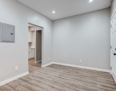 146 Witmer Street - Photo Thumbnail 17