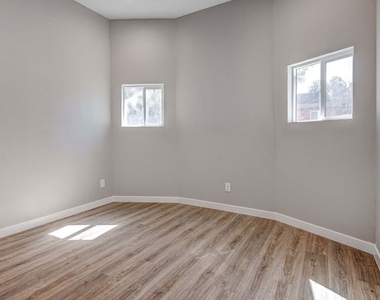 146 Witmer Street - Photo Thumbnail 43