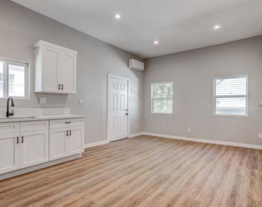 146 Witmer Street - Photo Thumbnail 36
