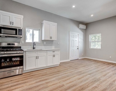 146 Witmer Street - Photo Thumbnail 37