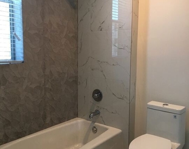 4600 Coldwater Canyon Avenue - Photo Thumbnail 10