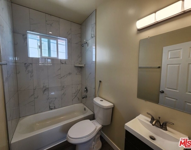 1535 W 80th Street - Photo Thumbnail 14