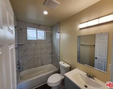 1535 W 80th Street - Photo Thumbnail 6
