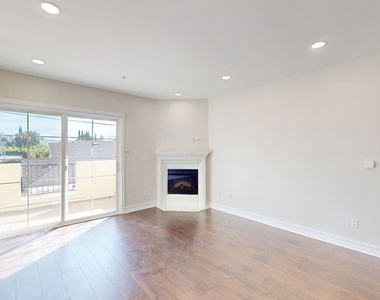 14242 Burbank Boulevard - Photo Thumbnail 1