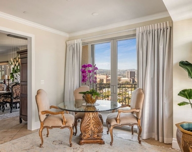 10727 Wilshire Boulevard - Photo Thumbnail 9