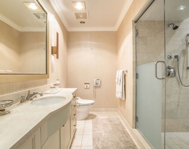 10727 Wilshire Boulevard - Photo Thumbnail 17