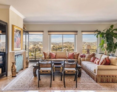 10727 Wilshire Boulevard - Photo Thumbnail 2