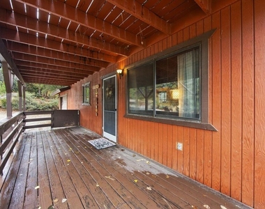 2317 Maplewood Way - Photo Thumbnail 3