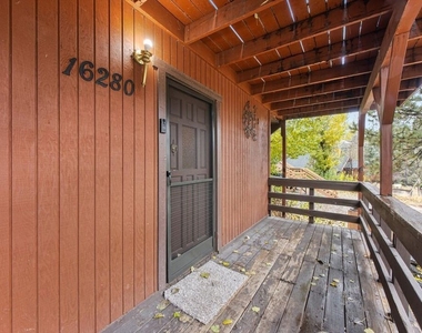 2317 Maplewood Way - Photo Thumbnail 4