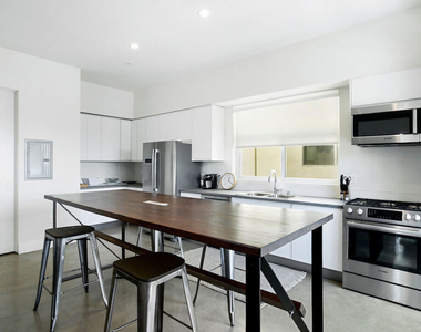 2496 S Centinela Avenue - Photo Thumbnail 18