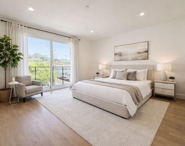 6847 N Figueroa Street - Photo Thumbnail 10