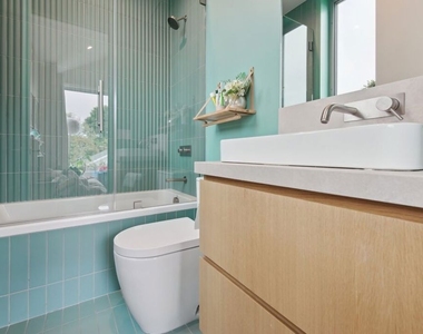 1310 Preston Way - Photo Thumbnail 20