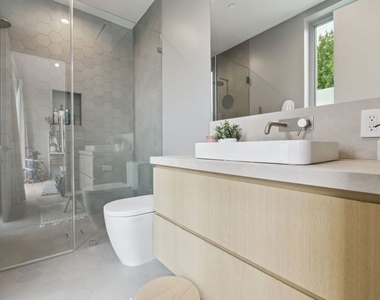 1310 Preston Way - Photo Thumbnail 23