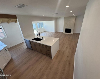 21420 Chatsworth Street - Photo Thumbnail 11
