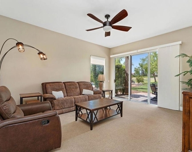 20 Pebble Beach Drive - Photo Thumbnail 6