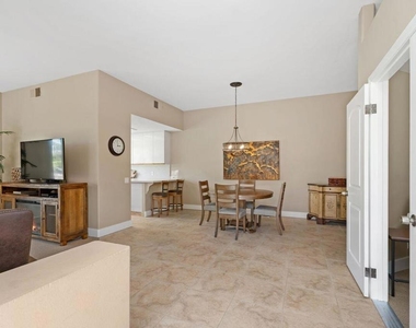 20 Pebble Beach Drive - Photo Thumbnail 9