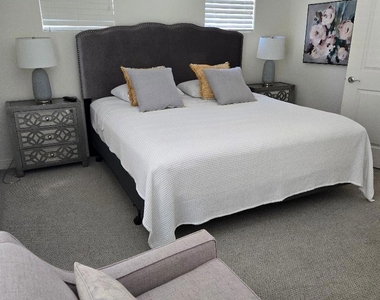 52430 Hawthorn Court - Photo Thumbnail 19