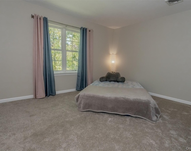 423 Kings Highway - Photo Thumbnail 15