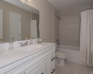 423 Kings Highway - Photo Thumbnail 9