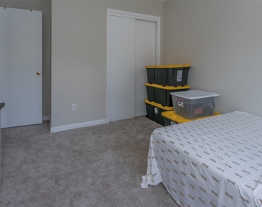 423 Kings Highway - Photo Thumbnail 13