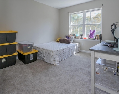 423 Kings Highway - Photo Thumbnail 12