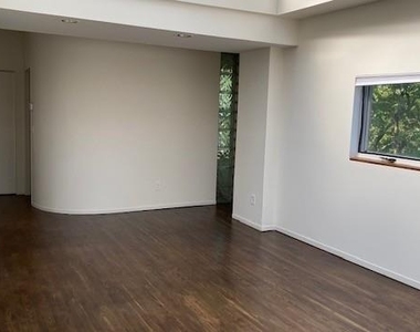 110 Mill Street - Photo Thumbnail 2