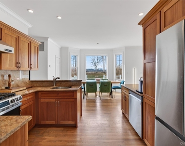 231 Lake Road - Photo Thumbnail 9