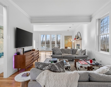 231 Lake Road - Photo Thumbnail 5