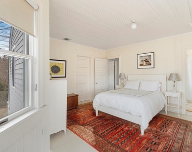 150 King Street - Photo Thumbnail 9