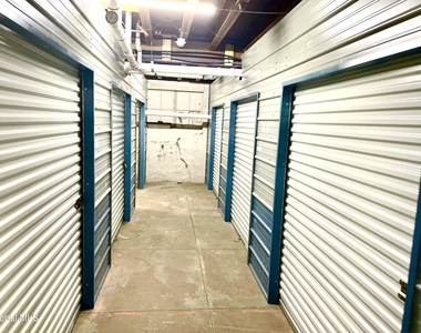 34 William Street - Photo Thumbnail 9