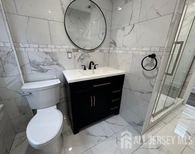 16 North Avenue W - Photo Thumbnail 7