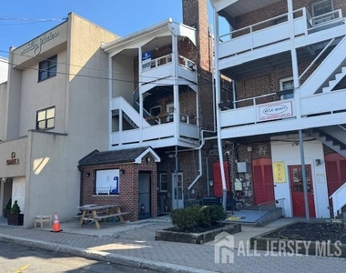 16 North Avenue W - Photo Thumbnail 1