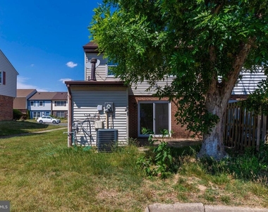 322 Clay Street - Photo Thumbnail 21