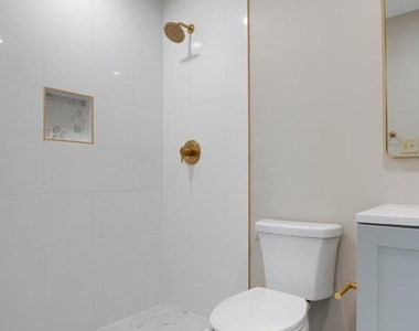 322 Clay Street - Photo Thumbnail 20