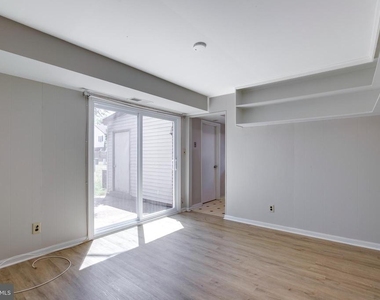 322 Clay Street - Photo Thumbnail 1
