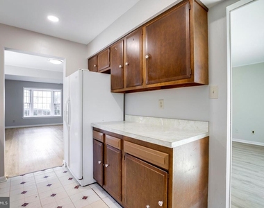 322 Clay Street - Photo Thumbnail 32