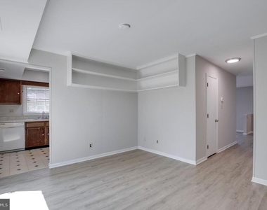 322 Clay Street - Photo Thumbnail 23