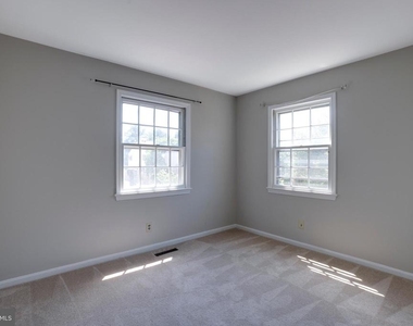 322 Clay Street - Photo Thumbnail 30