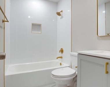 322 Clay Street - Photo Thumbnail 27