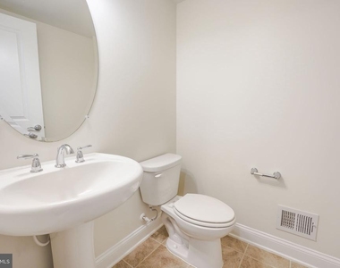 2056 Alder Lane - Photo Thumbnail 15
