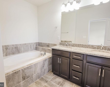 2056 Alder Lane - Photo Thumbnail 19