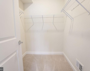 2056 Alder Lane - Photo Thumbnail 18