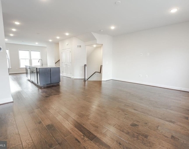 2056 Alder Lane - Photo Thumbnail 12